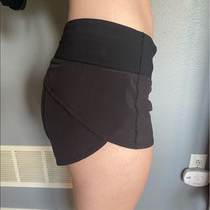 Lulu lemon workout shorts